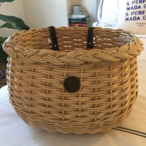 Linus Bicycle Basket